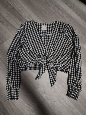 SO Black & White Gingham Tie-Front Blouse